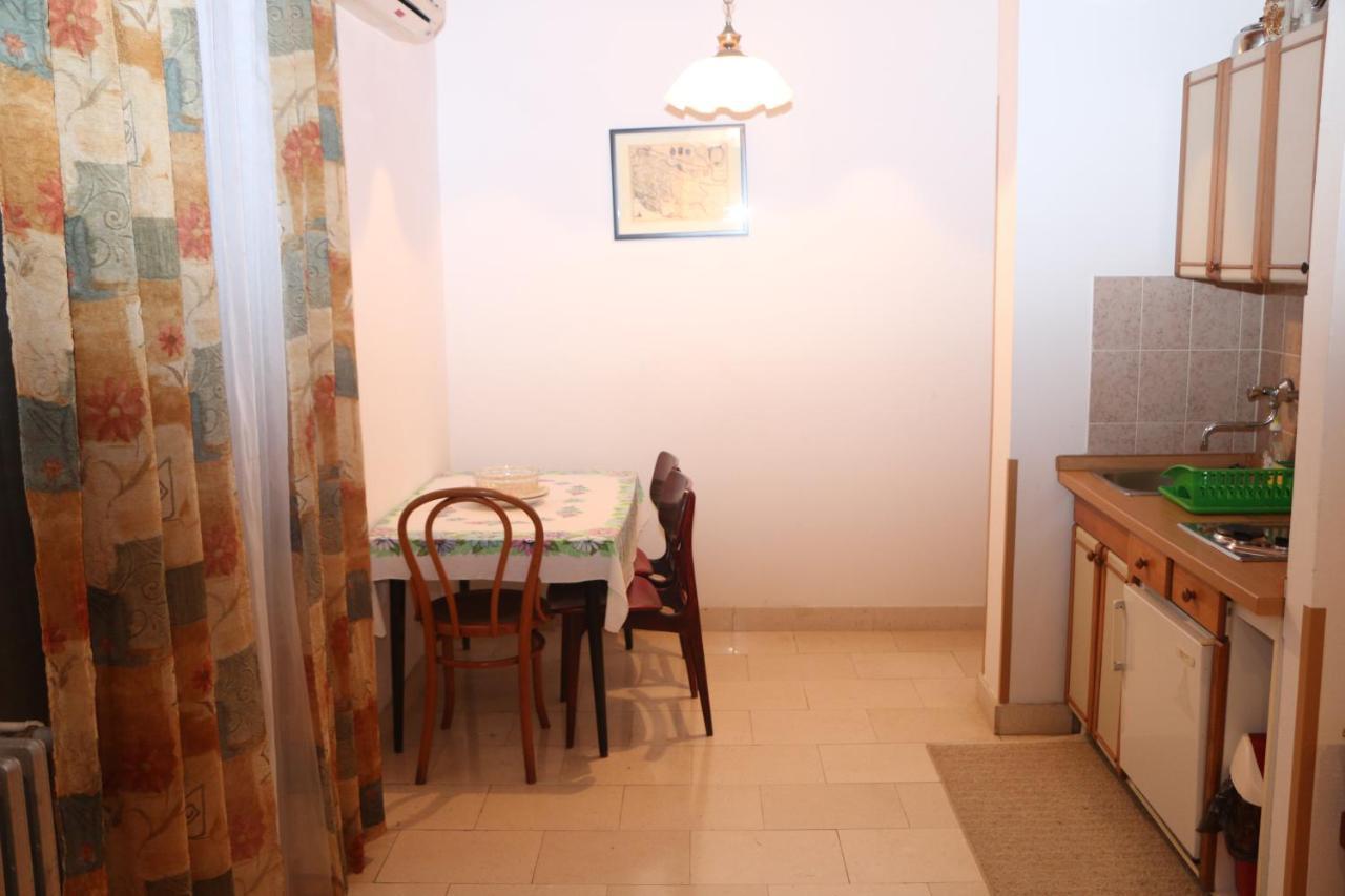 Apartment Grgas-Tucilo Zablace Bagian luar foto