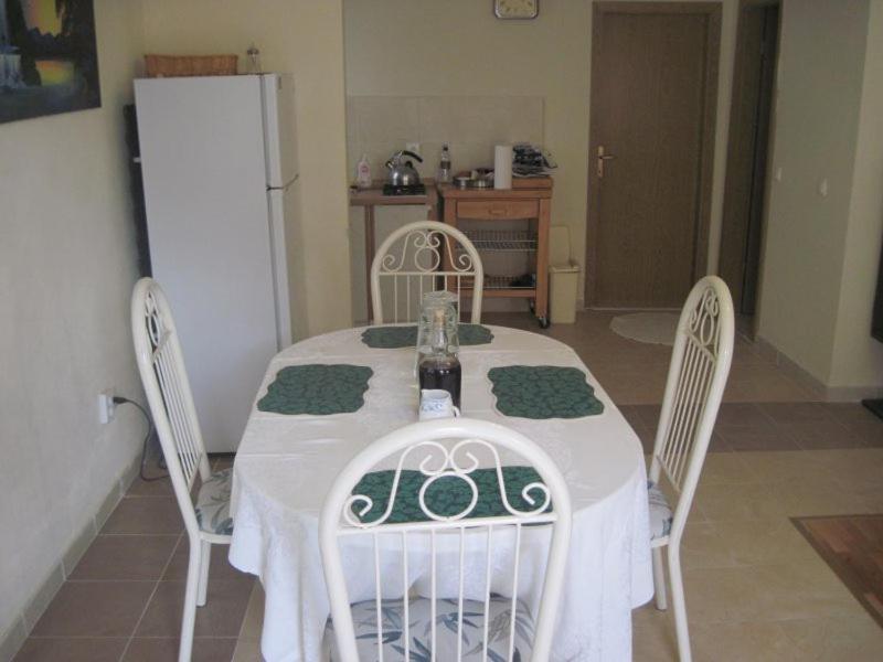Apartment Grgas-Tucilo Zablace Bagian luar foto
