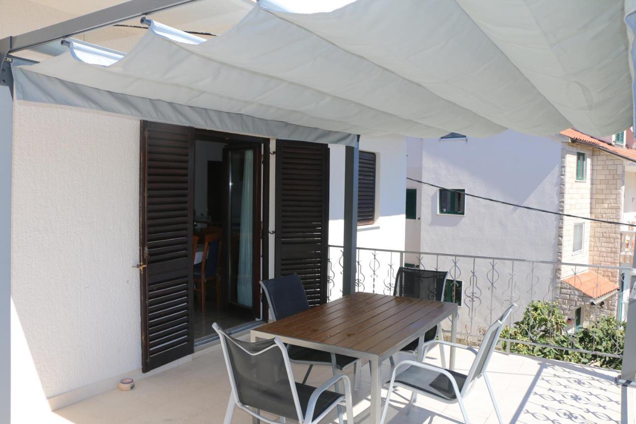 Apartment Grgas-Tucilo Zablace Bagian luar foto