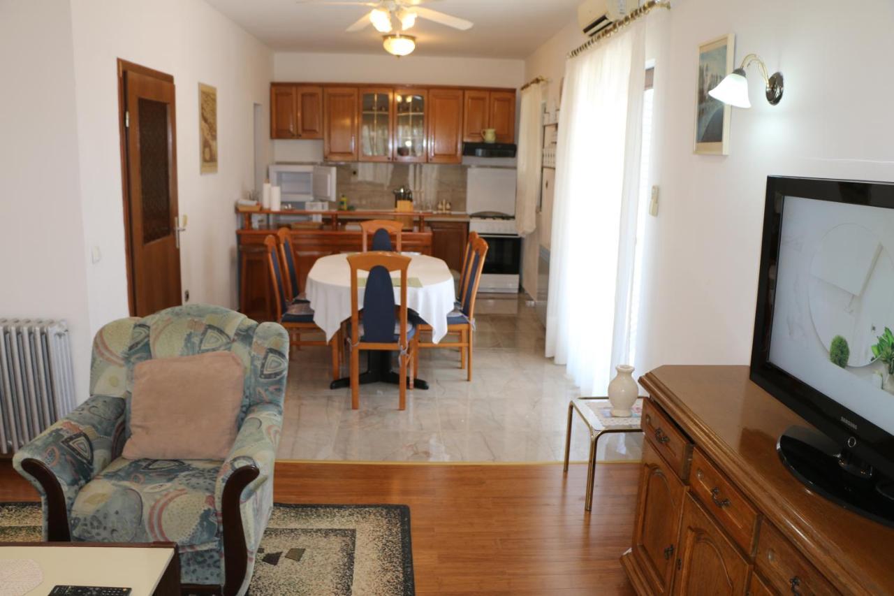Apartment Grgas-Tucilo Zablace Bagian luar foto