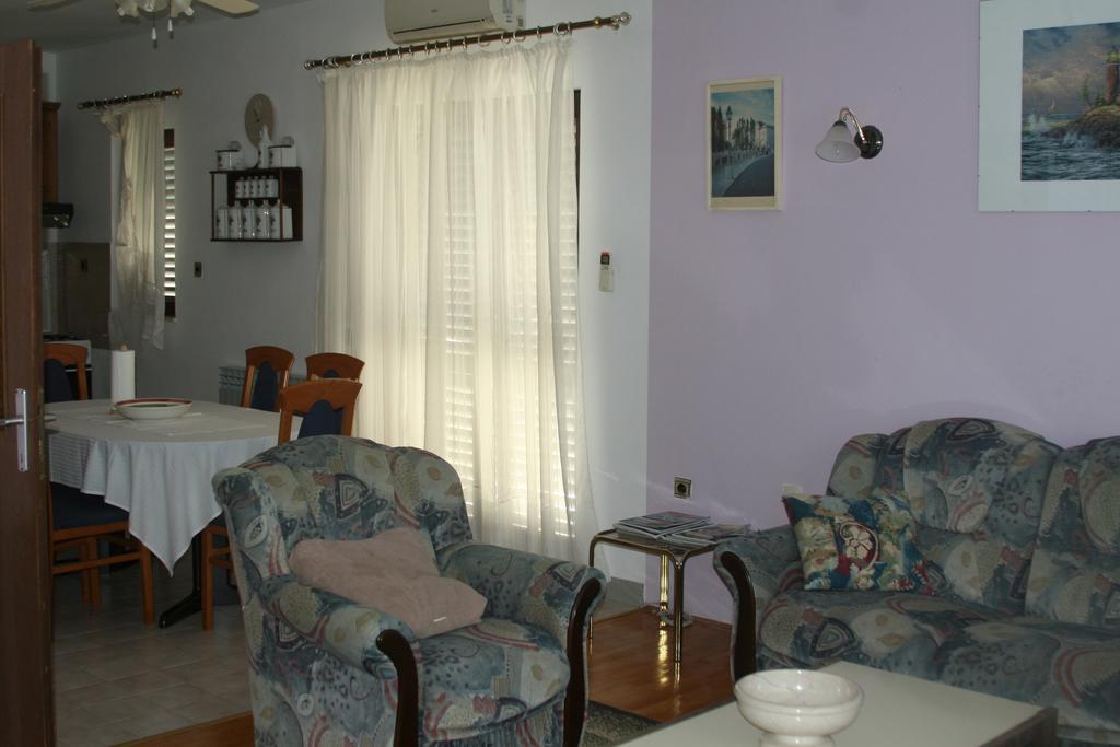 Apartment Grgas-Tucilo Zablace Bagian luar foto
