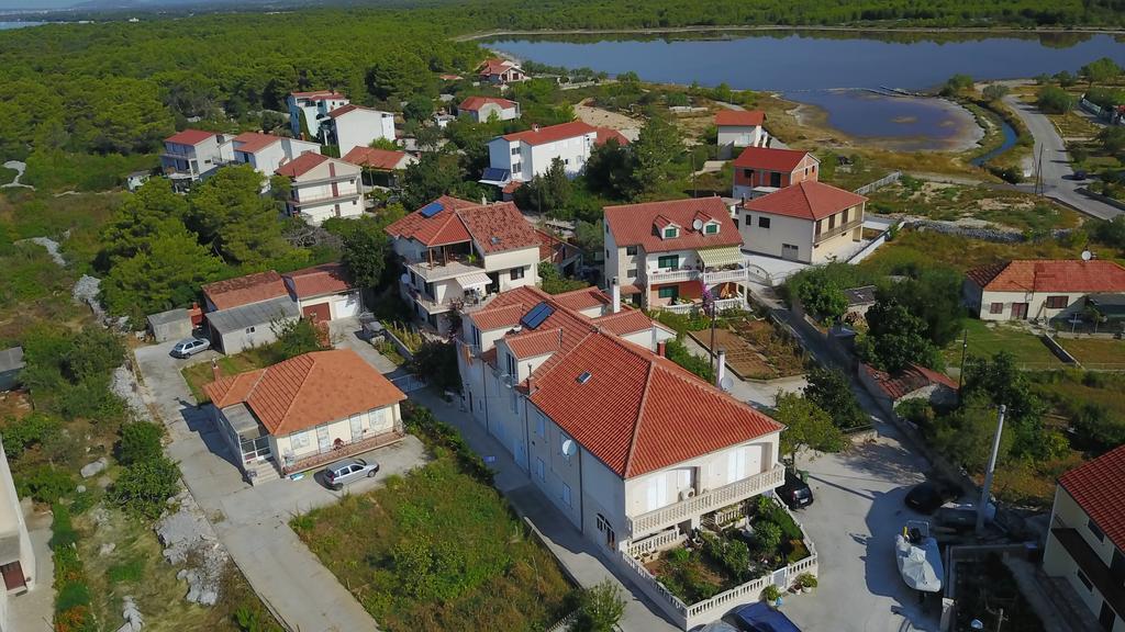 Apartment Grgas-Tucilo Zablace Bagian luar foto